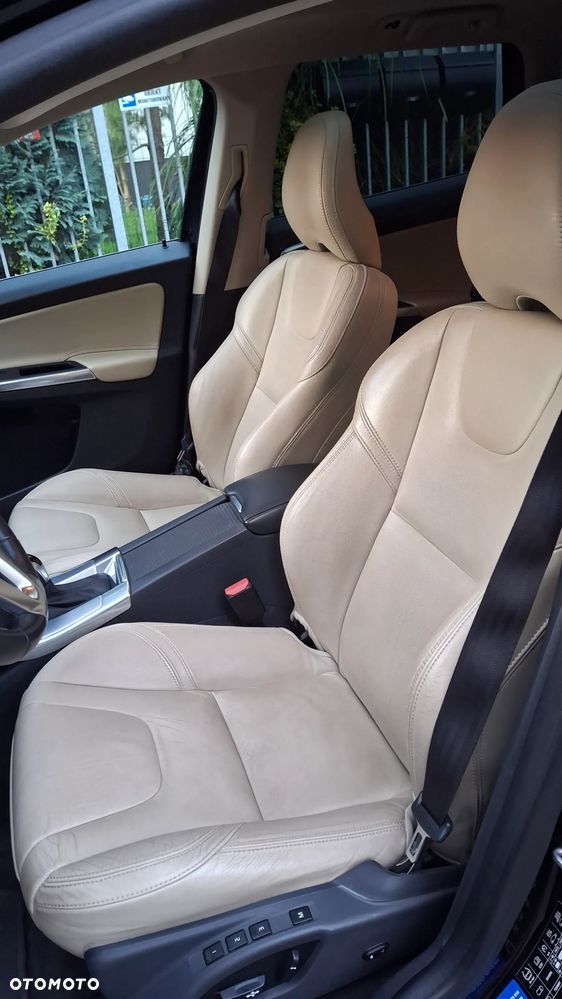 Volvo XC 60 D4 Drive-E Summum - 10