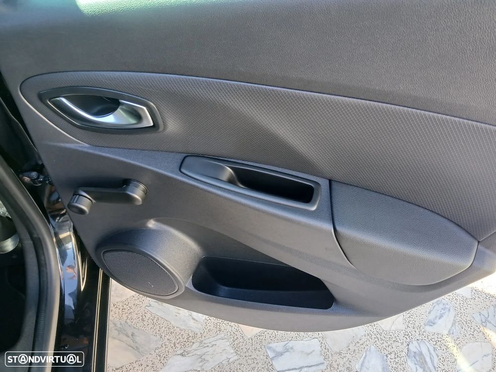 Renault Clio 1.5 dCi Limited - 31