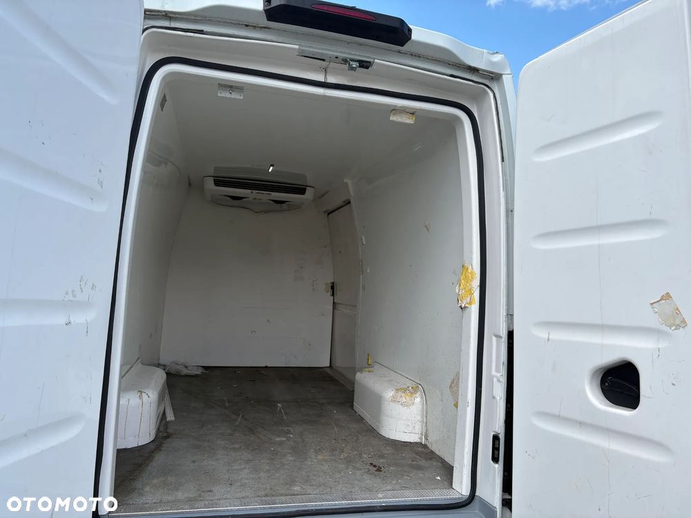 Iveco DAILY - 35S14N - 19