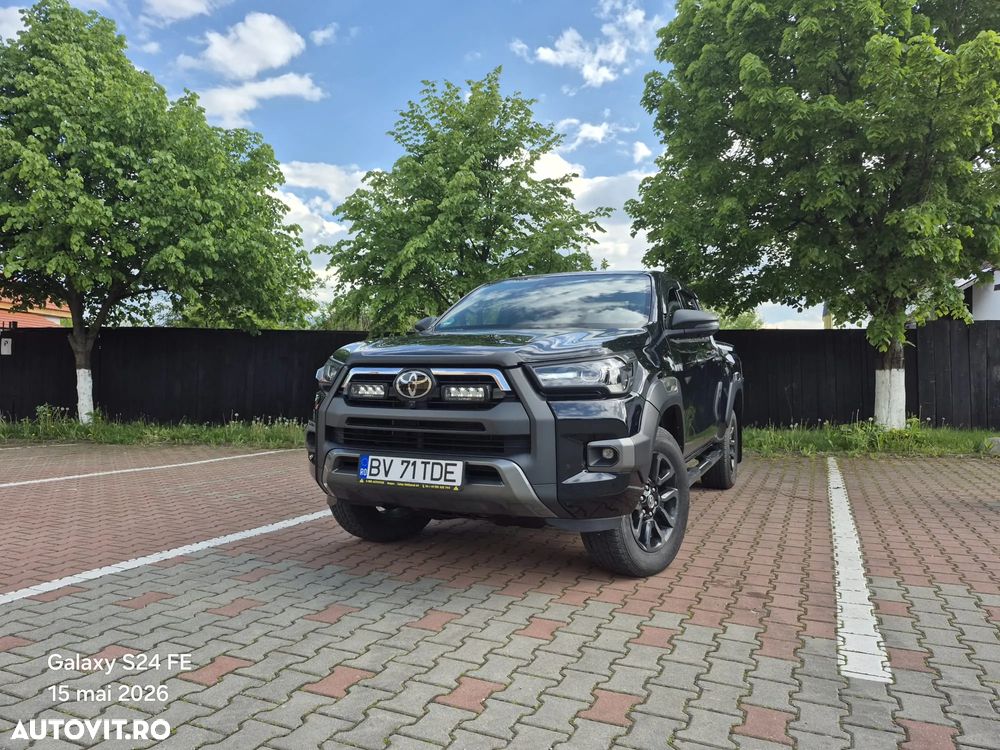 Toyota Hilux 2.8D 204CP 4x4 Double Cab AT Invincible - 1