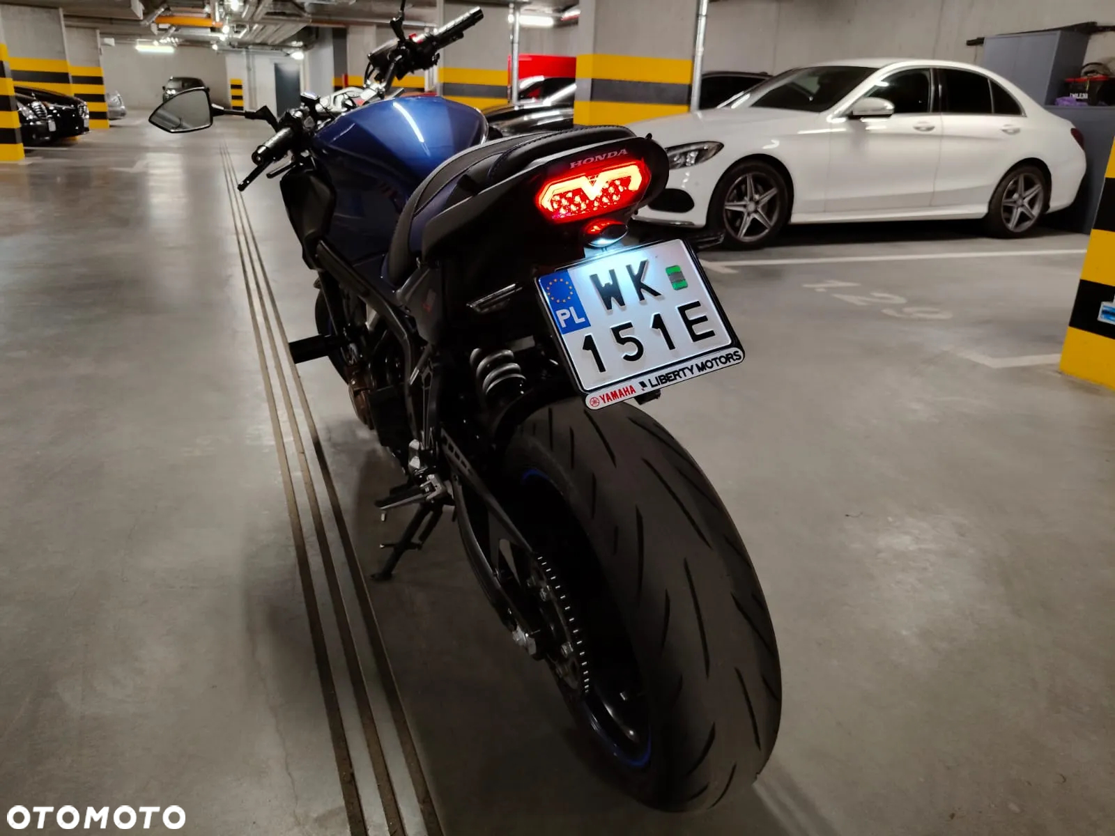 Honda CB - 12