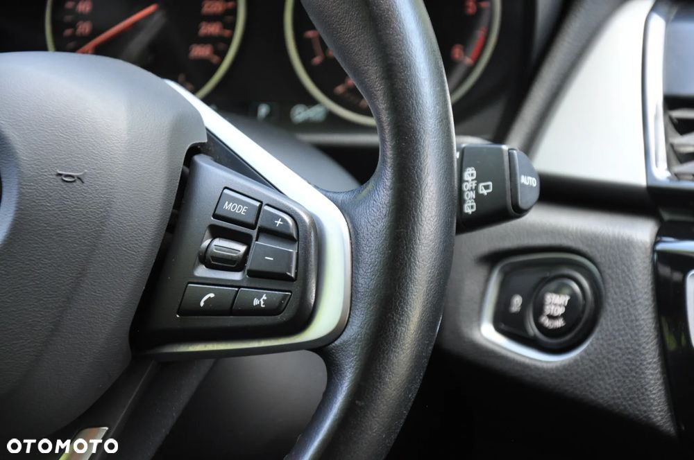 BMW Seria 2 218d Advantage sport - 28