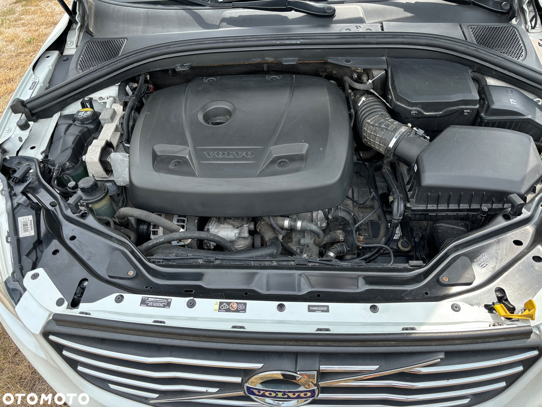 Volvo XC 60 T6 AWD Drive-E Momentum - 24