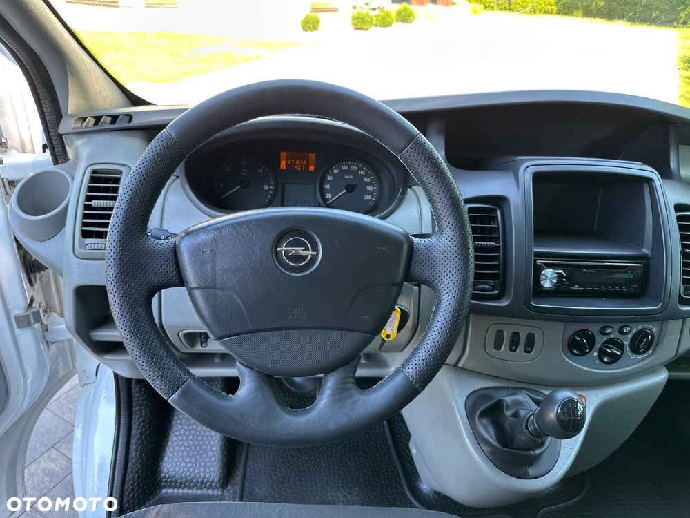 Renault Trafic - 10