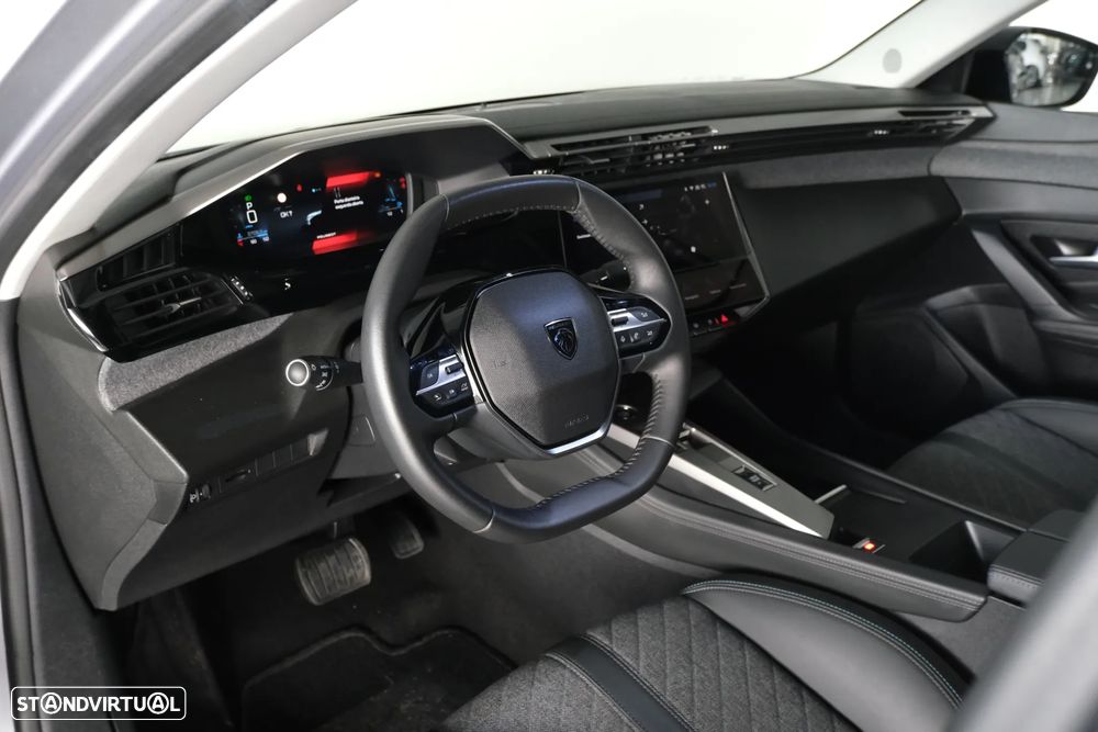 Peugeot 408 PureTech 130 EAT8 Allure - 17