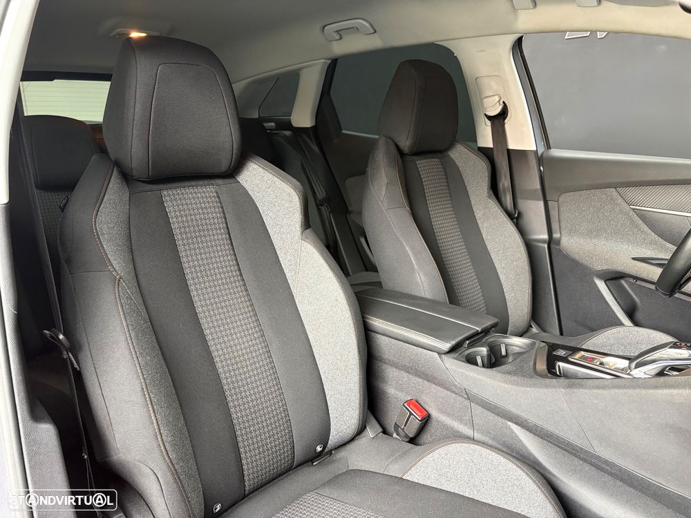 Peugeot 3008 PureTech 130 Stop & Start EAT6 Active - 13