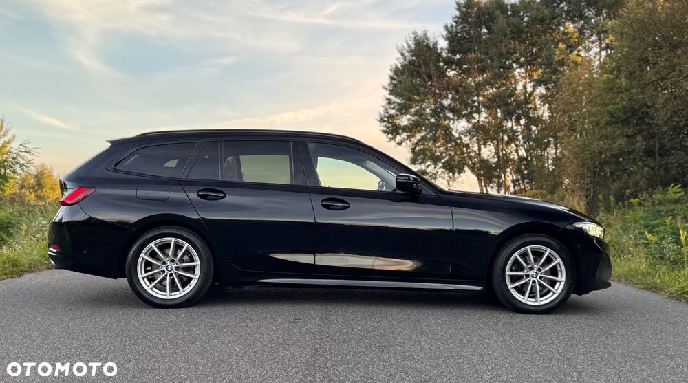 BMW Seria 3 318d Touring Sport Line - 15