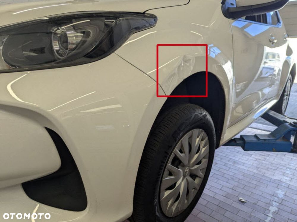 Toyota Yaris - 8