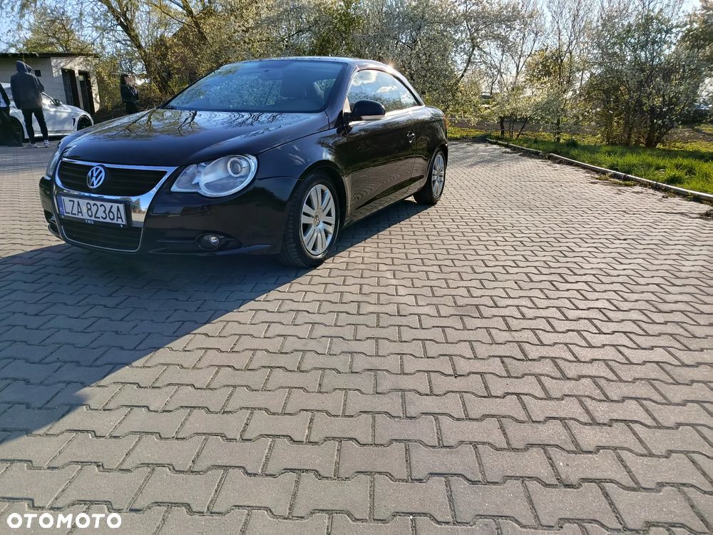 Volkswagen Eos - 2