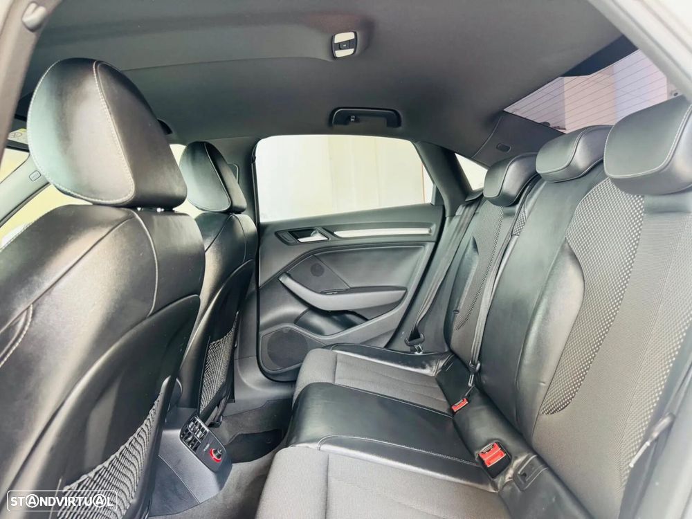 Audi A3 Limousine 2.0 TDI S-line - 44
