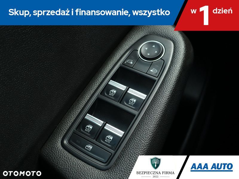 Renault Clio - 18