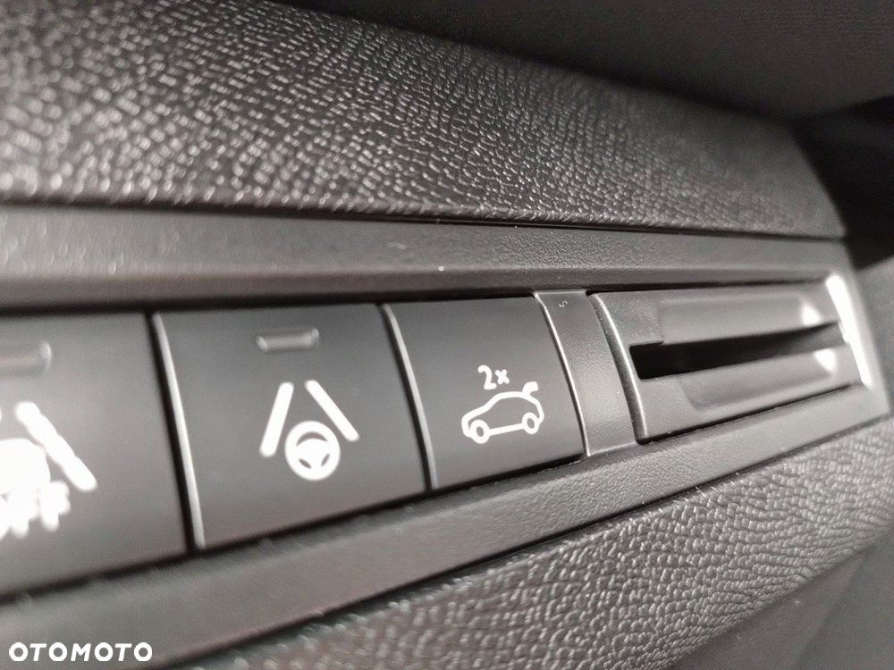 Peugeot 5008 1.5 BlueHDi GT S&S EAT8 - 18