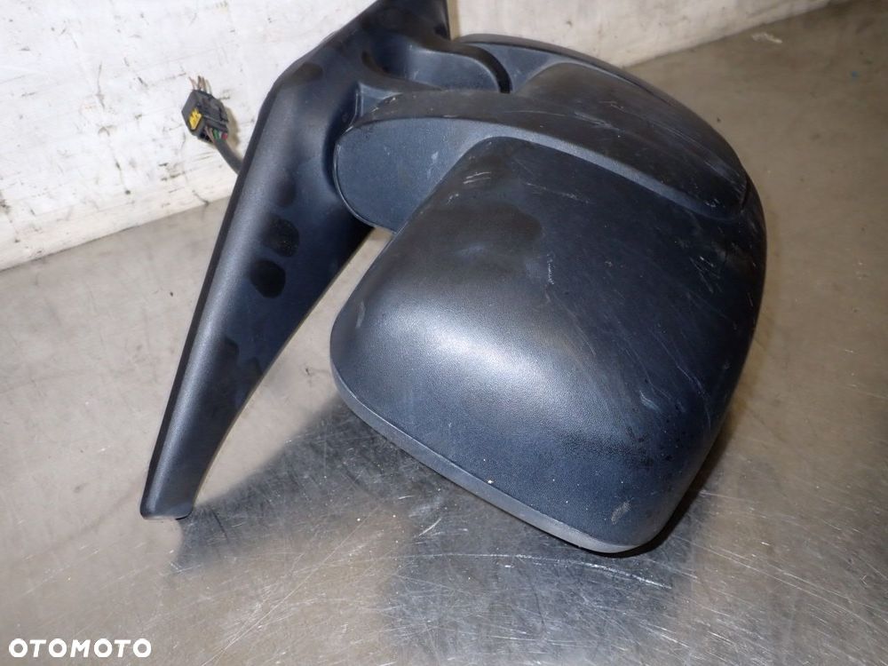 LUSTERKO PRAWE ELEKTRYCZNE RENAULT MASTER II LIFT 2.5 - 12