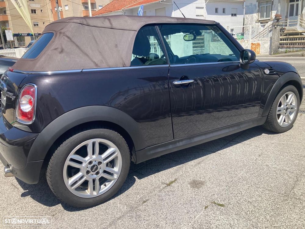 MINI Cabrio Cooper D - 13