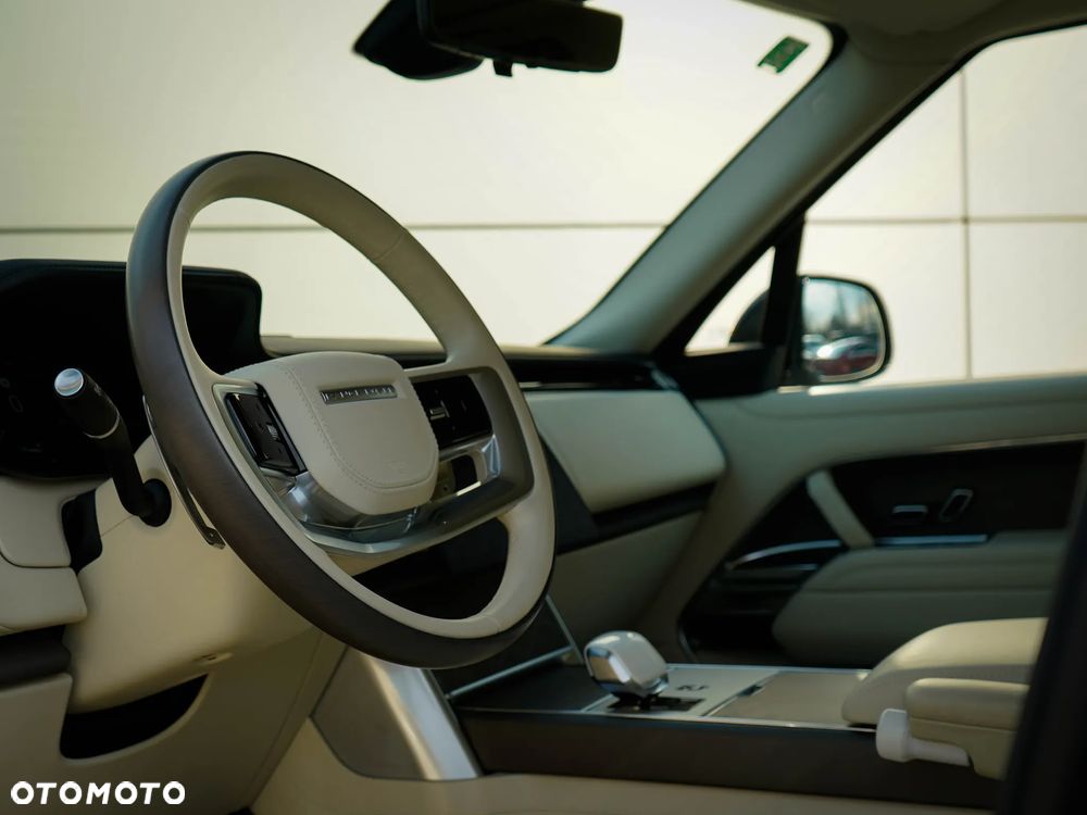 Land Rover Range Rover P615 SV - 35