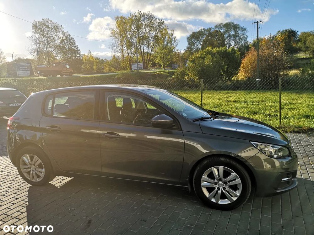 Peugeot 308 2019 photo 3