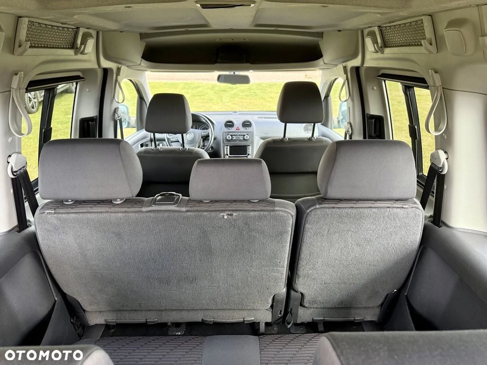Volkswagen Caddy Comfortline 4Motion DSG - 11