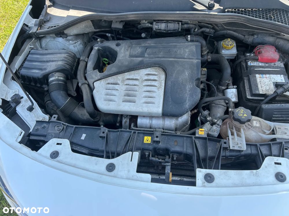 Fiat Tipo 1.4 T-Jet 16v S-Design - 8