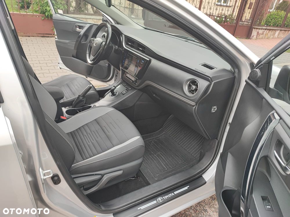 Peugeot 208 - 34