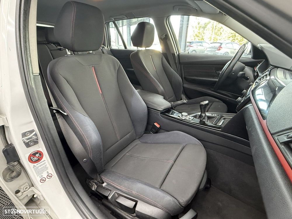 BMW 320 d Touring Line Sport - 16