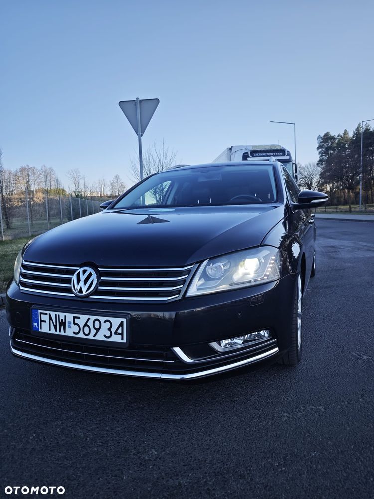 Volkswagen Passat 2.0 TDI DPF DSG Highline - 23