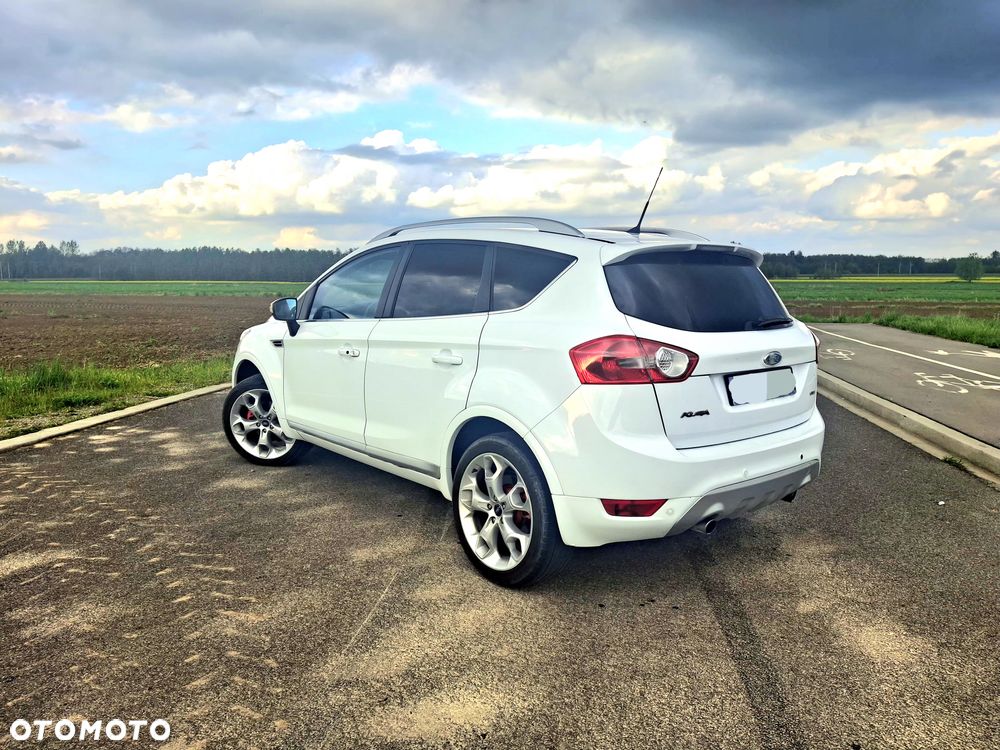 Ford Kuga 2.0 TDCi 4x4 Titanium - 2