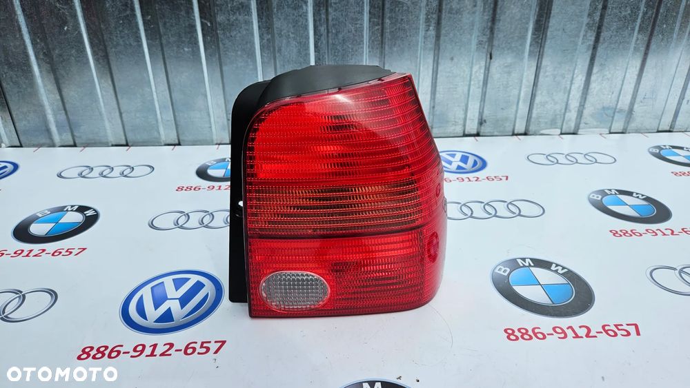 VW Lupo Lampa tył prawy Lampa tylna prawa 6X0945112D  EUROPA ŁADAN KOMPLETNA