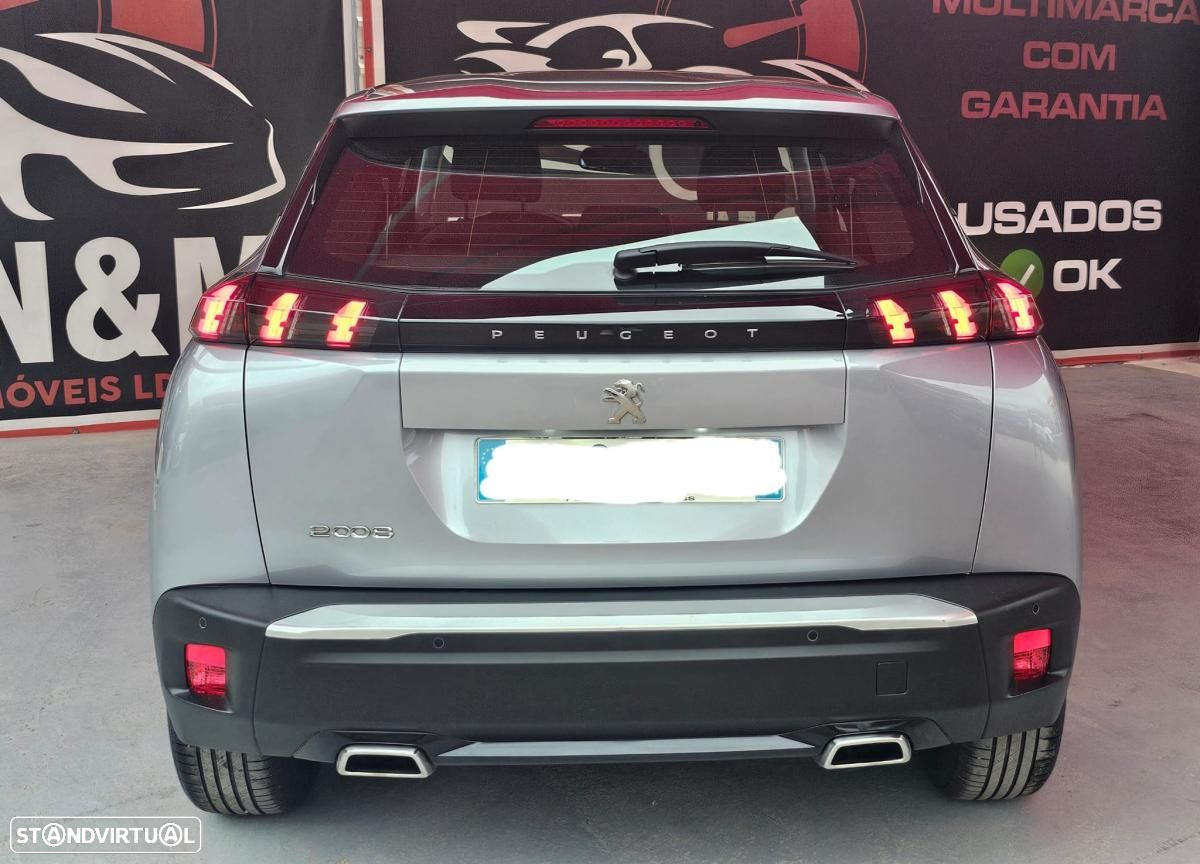Peugeot 2008 - 7