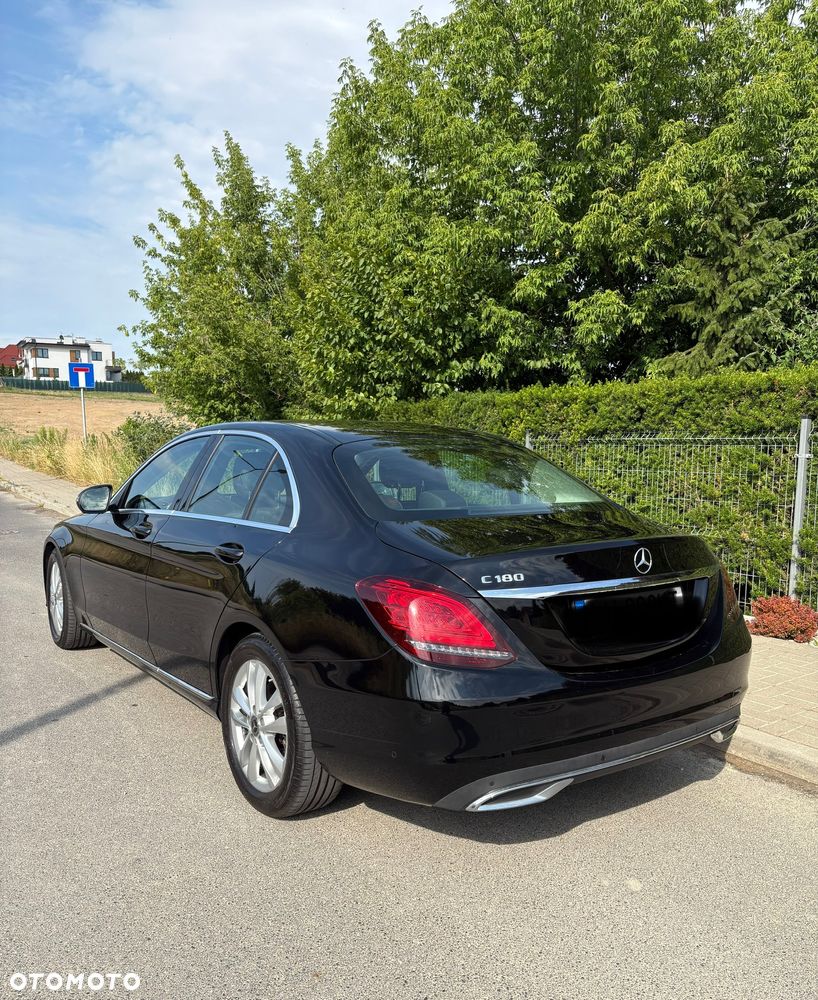 Mercedes-Benz Klasa C 180 9G-TRONIC - 11