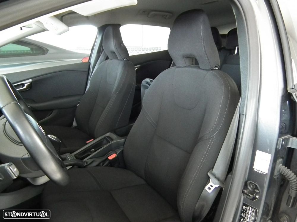 Volvo V40 1.6 D2 Kinetic - 11