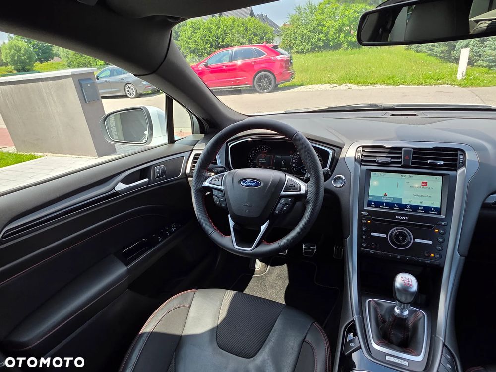 Ford Mondeo SW 2.0 TDCi S&S ST-Line - 21