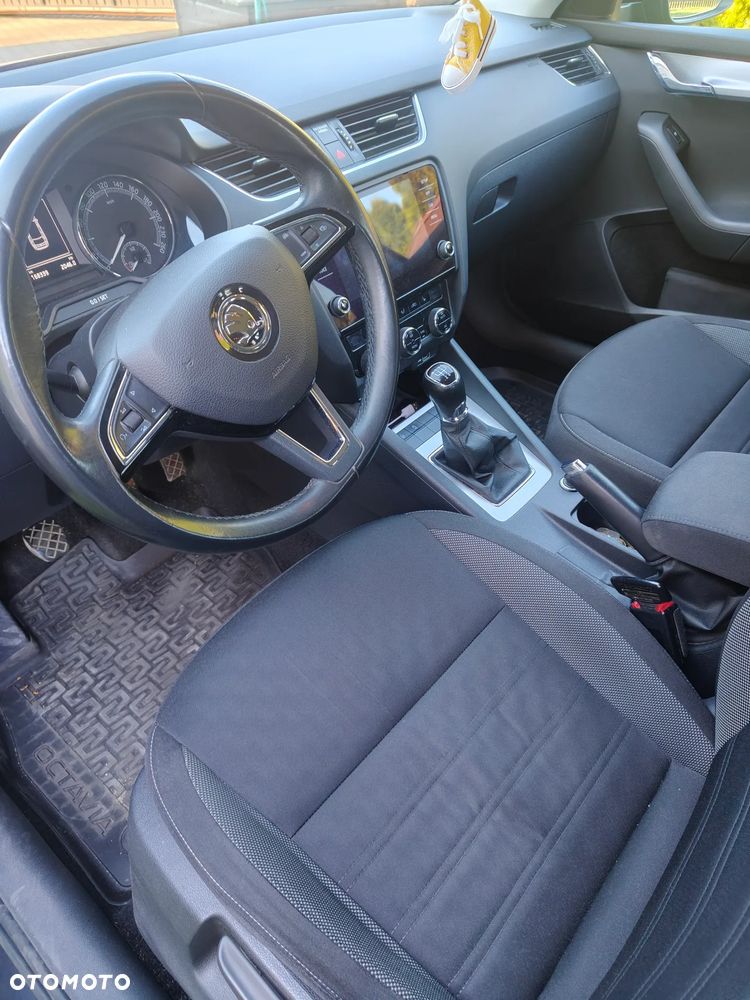 Skoda Octavia 1.6 TDI Ambition - 7