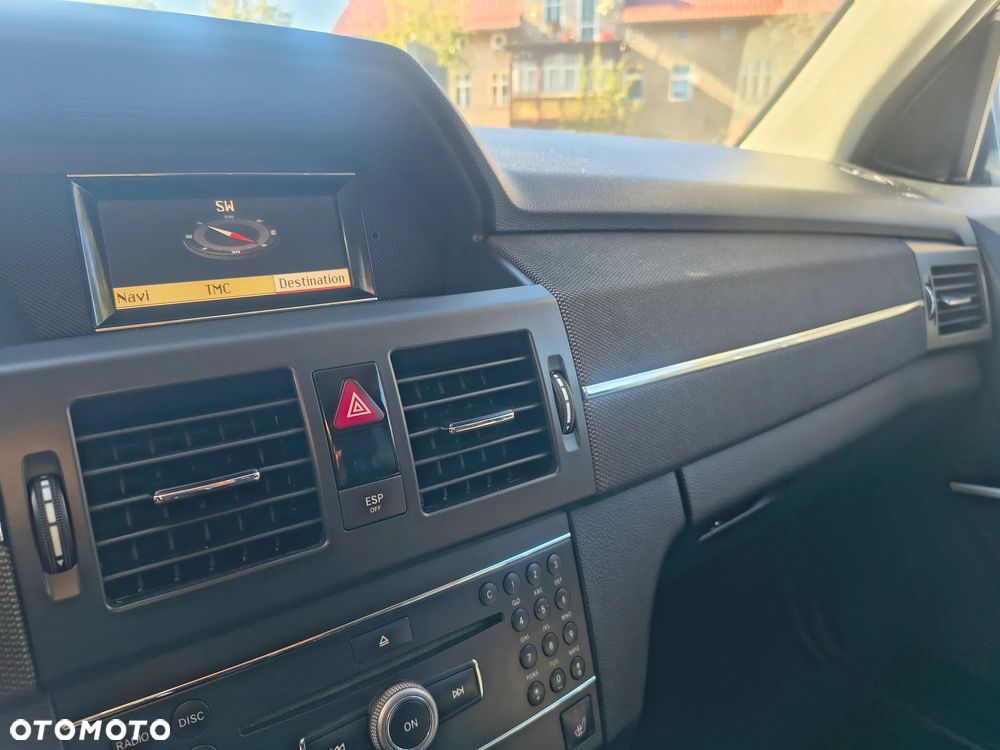 Mercedes-Benz GLK 320 CDI DPF 4Matic 7G-TRONIC Edition 1 - 27