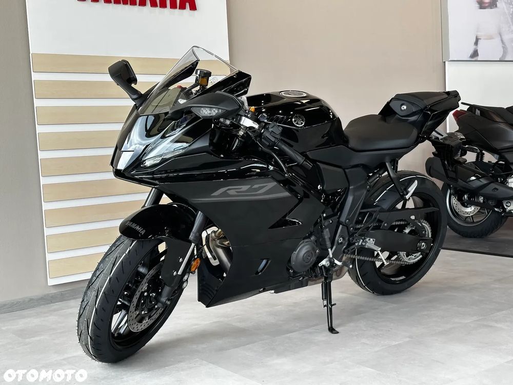 Yamaha R7 - 2
