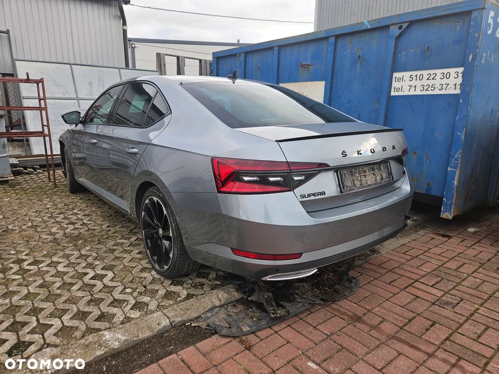 Skoda Superb 1.4 TSI Plug-In Hybrid Sportline DSG - 1