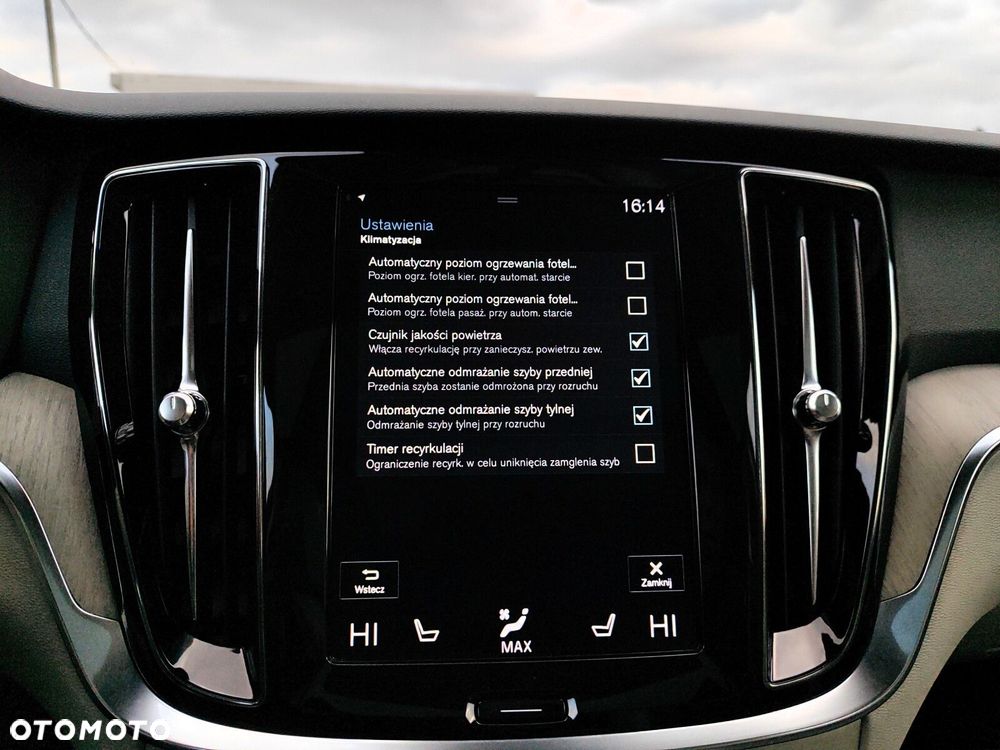 Volvo V60 Cross Country Pro D4 AWD - 33