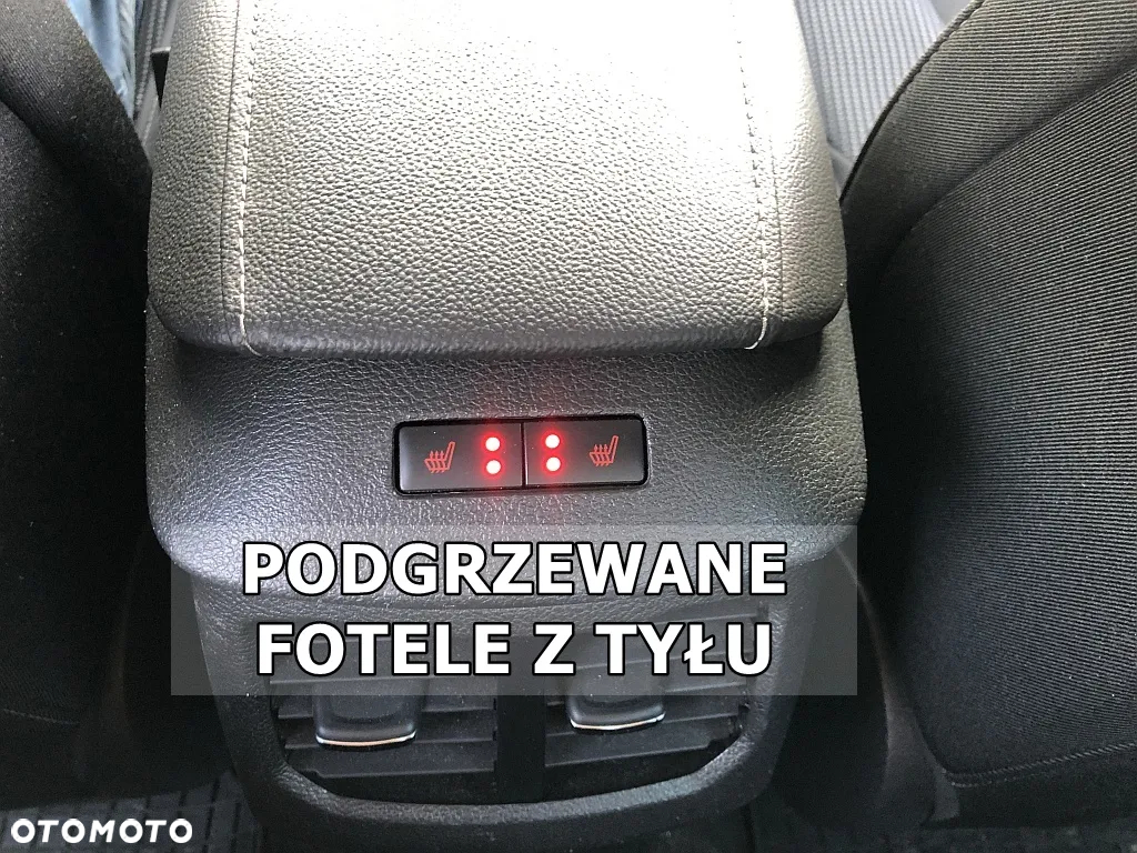 Ford Mondeo 2.0 EcoBlue Titanium - 22