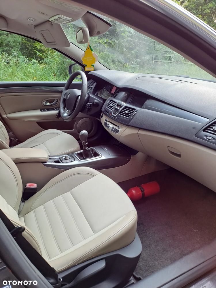 Renault Laguna 2.0 DCi Dynamique - 10