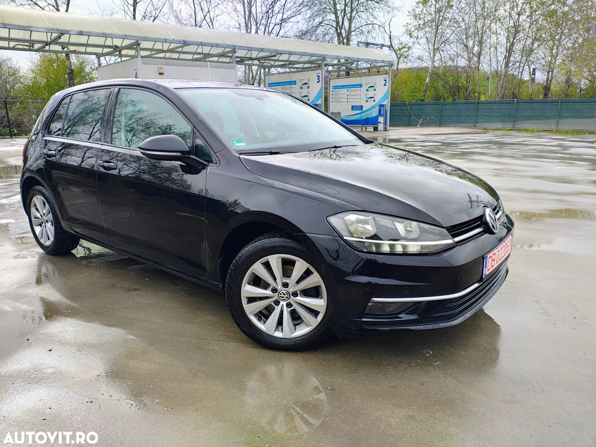 Volkswagen Golf 1.6 TDI Comfortline - 2