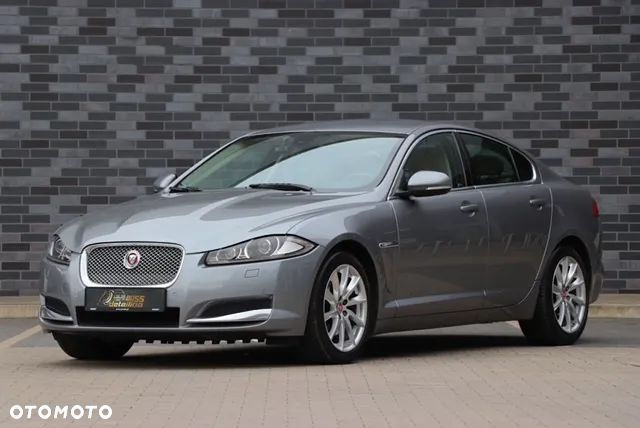 Jaguar XF 2.2 D Luxury - 2