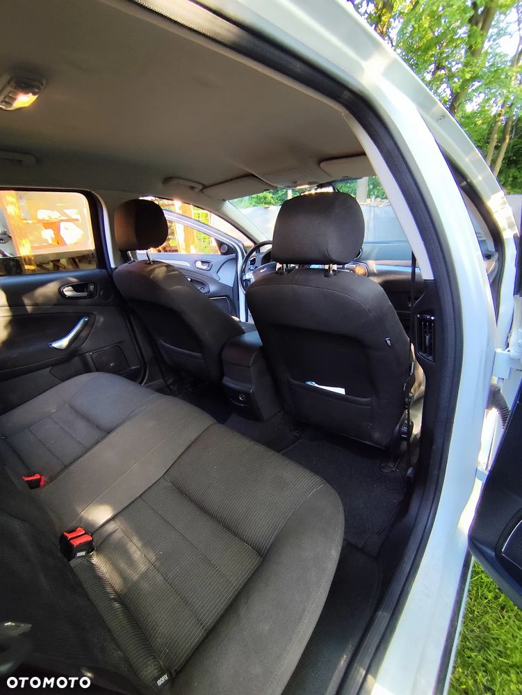 Ford Mondeo 2.0 TDCi Titanium S - 10