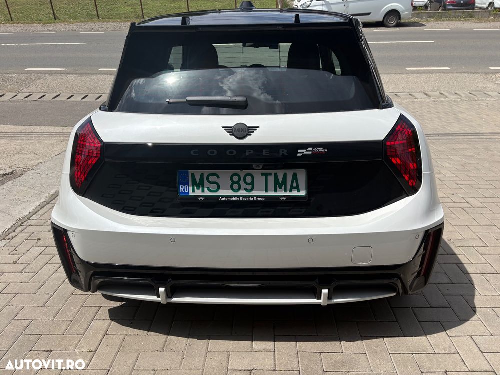 Mini Cooper SE - 6