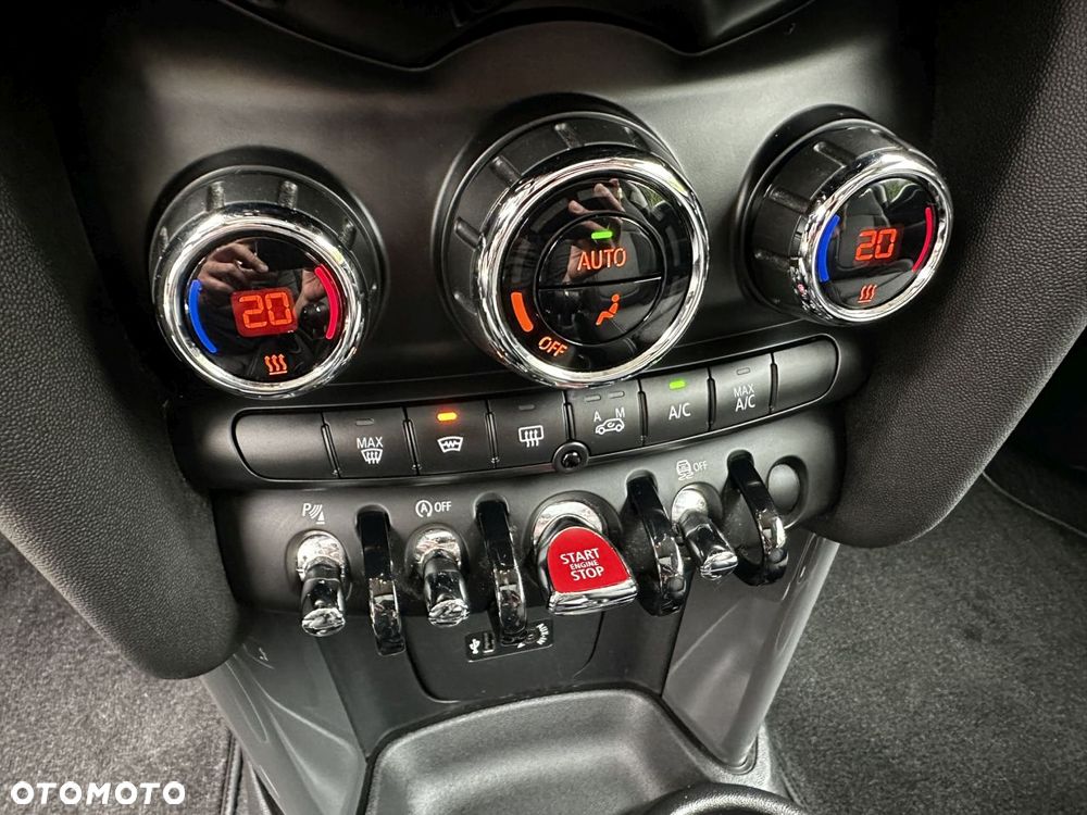 MINI Cooper Classic Trim - 16