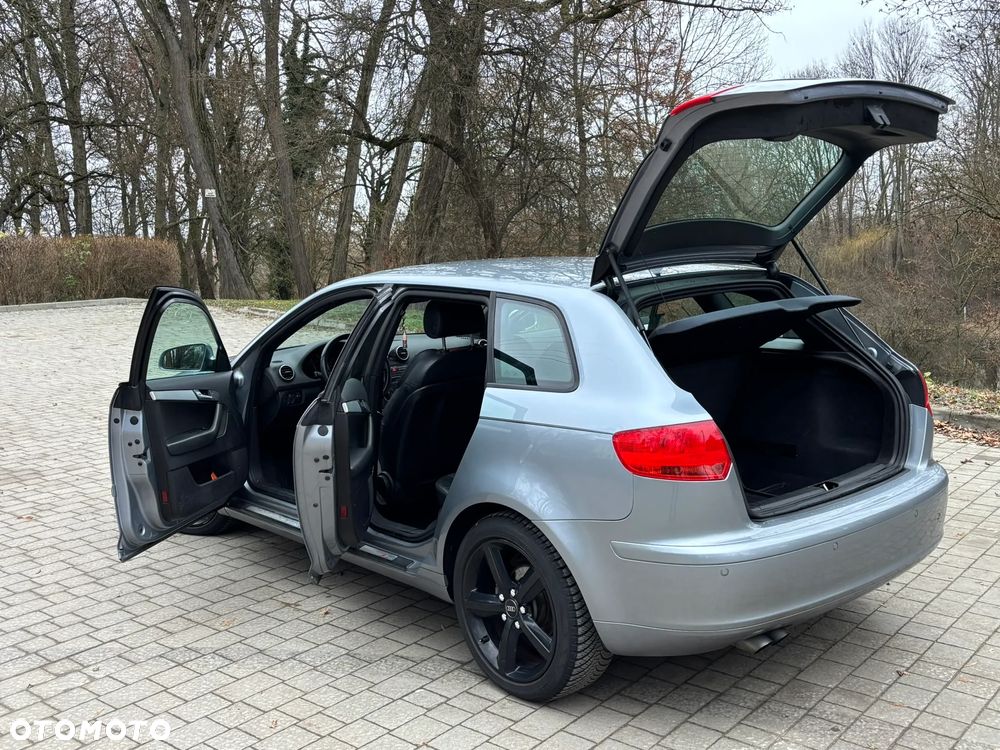 Audi A3 Sportback 2.0 TDI DSG S line Sportpaket plus - 7