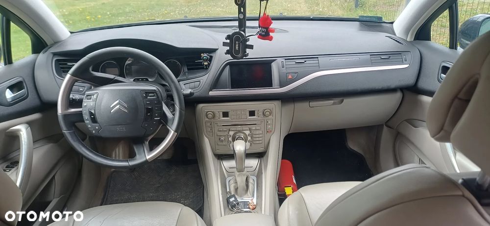 Citroën C5 2.0 HDi Exclusive - 6