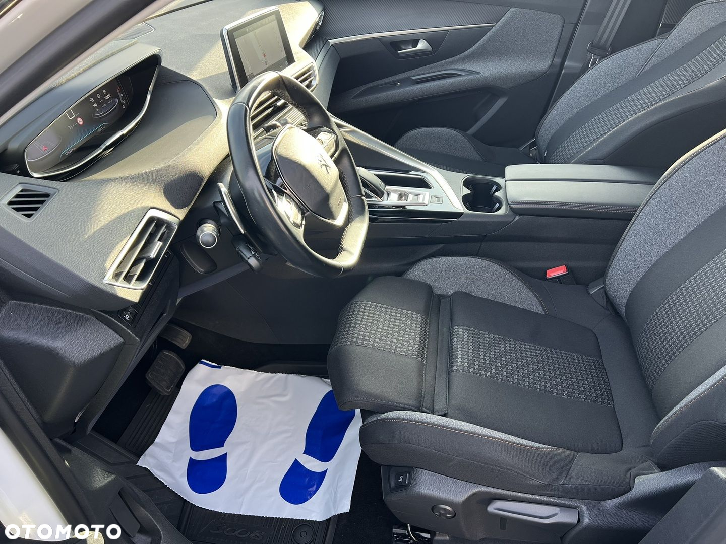 Peugeot 3008 - 13