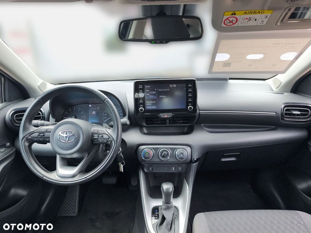 Toyota Yaris 1.5 Comfort CVT - 15