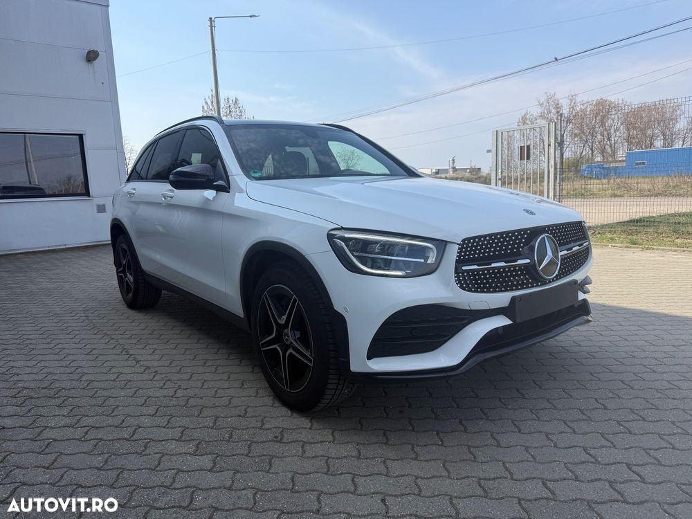 Mercedes-Benz GLC 300 d 4MATIC 9G-TRONIC AMG Line Plus - 15