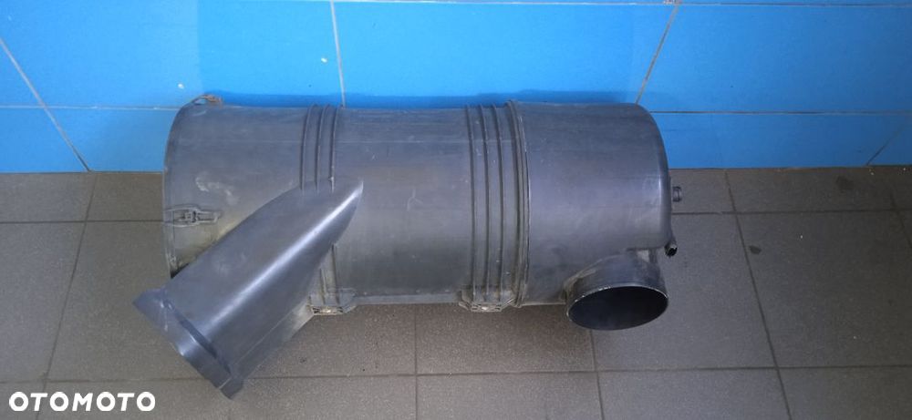 Obudowa filtra powietrza MAN TGX TGA TGS 81084006034 - 1