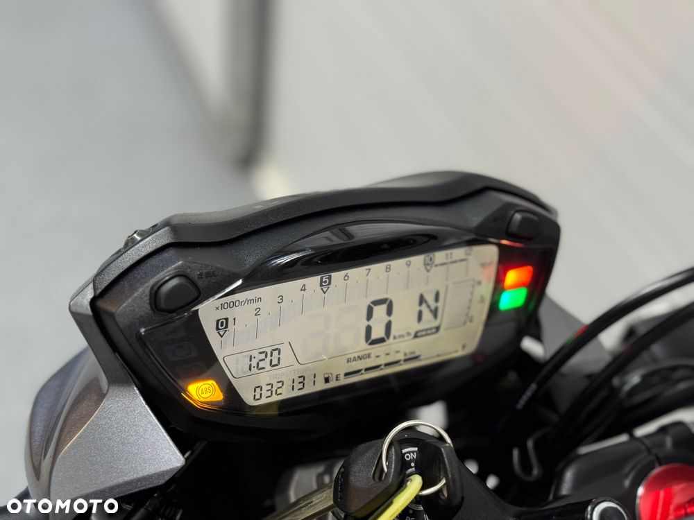 Suzuki SV - 22